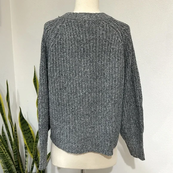 Know . One . Cares Sweater - Picture 4 of 9